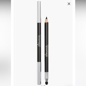 $23 DOUCCE Smudge Resistant Eyeliner kohl eyeliner in black NEW